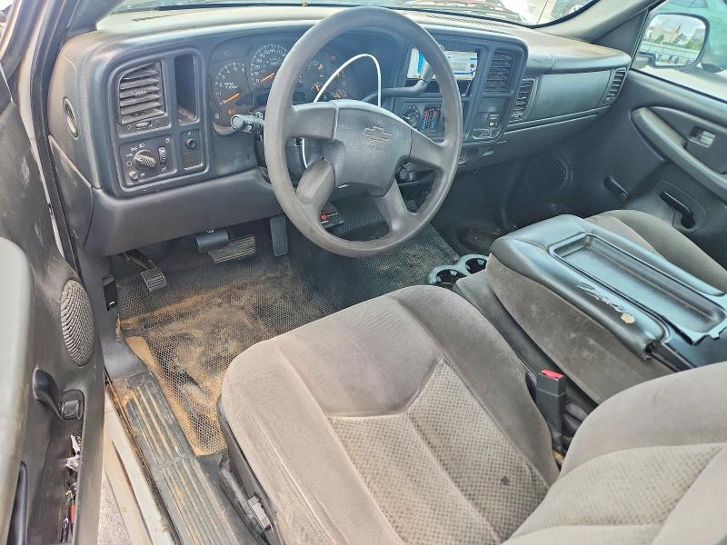 Photo 8 from auction – 2004 CHEVROLET SILVERADO with VIN 1GCHC29U64E379459