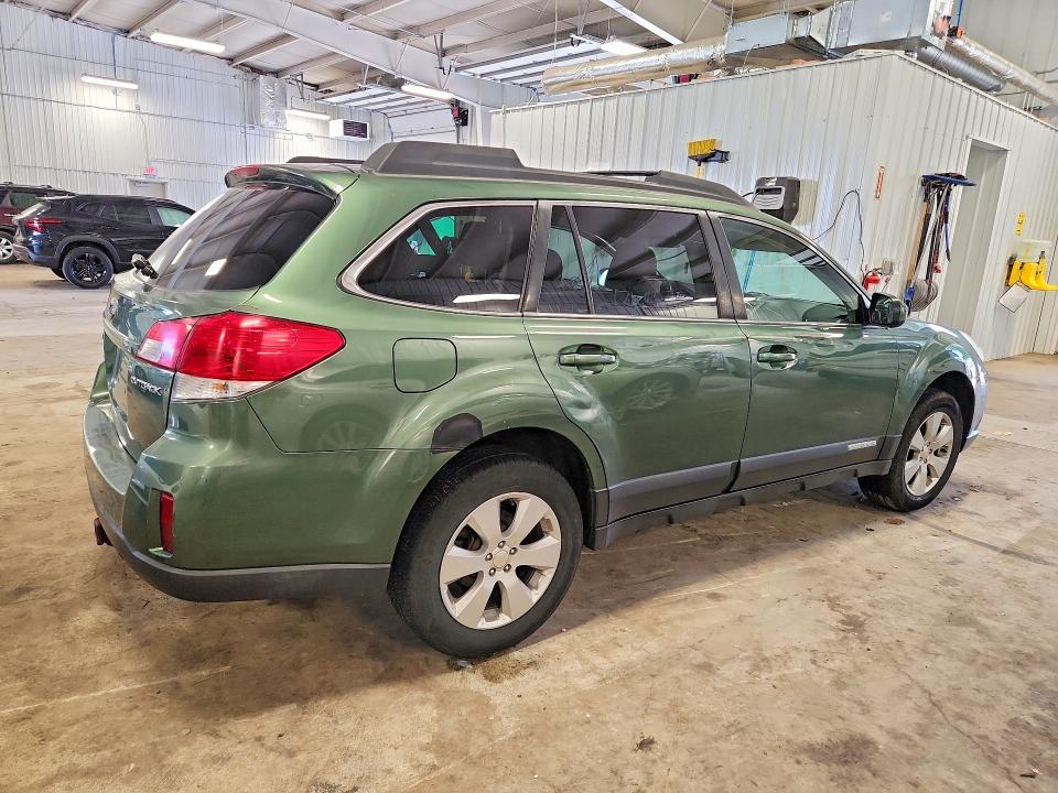 Photo 3 from auction – 2010 SUBARU OUTBACK with VIN 4S4BRCCC4A3346019
