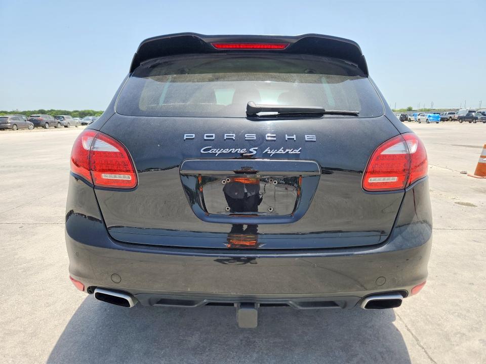 Photo 6 from auction – 2013 PORSCHE CAYENNE with VIN WP1AE2A27DLA15504