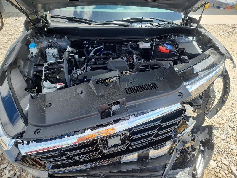 Photo 12 from auction – 2025 HONDA CR-V with VIN 2HKRS4H71SH482283