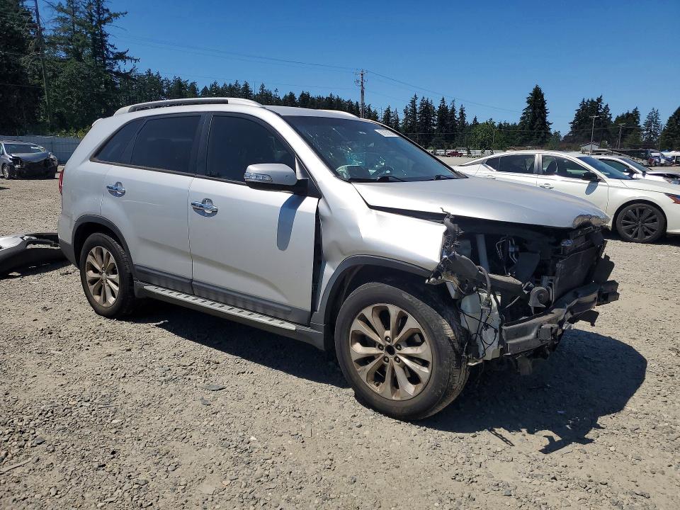 Photo 4 from auction – 2014 KIA SORENTO with VIN 5XYKU4A72EG491494