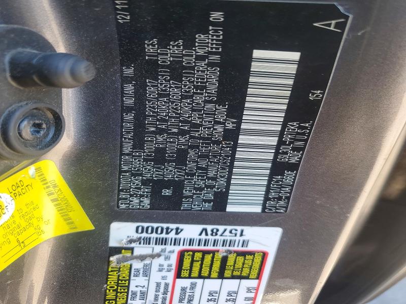 Photo 14 from auction – 2012 TOYOTA SIENNA with VIN 5TDKK3DC7CS210413