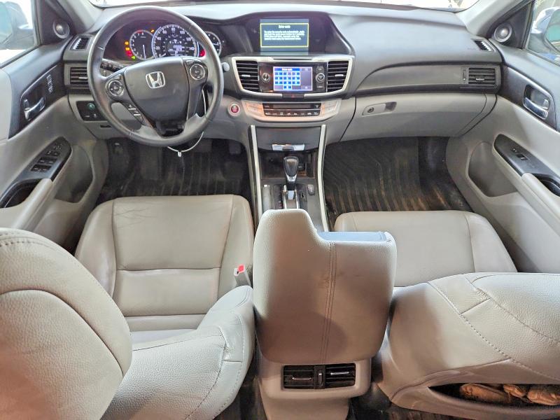 Photo 8 from auction – 2015 HONDA ACCORD with VIN 1HGCR2F83FA240451