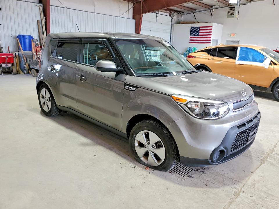 Photo 4 from auction – 2015 KIA SOUL with VIN KNDJN2A21F7221057