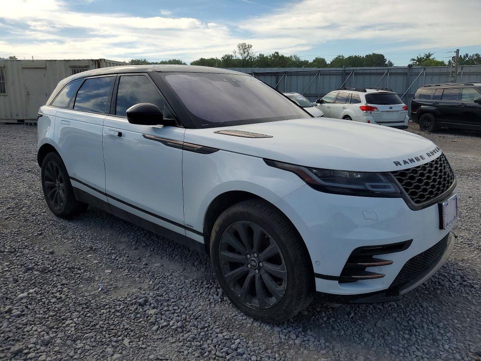 Photo 4 from auction – 2018 LAND ROVER RANGE ROVER VELAR with VIN SALYL2RX6JA728562