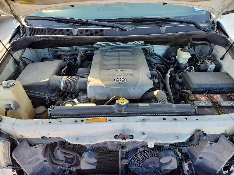 Photo 12 from auction – 2010 TOYOTA SEQUOIA with VIN 5TDYY5G18AS029736