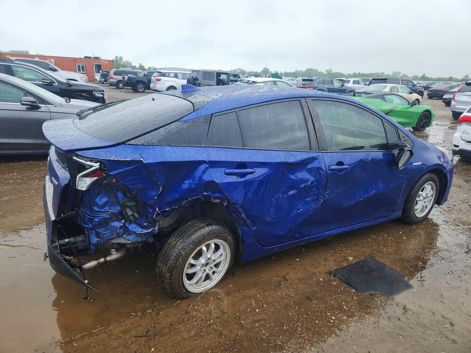 Photo 3 from auction – 2016 TOYOTA PRIUS with VIN JTDKBRFU1G3519620