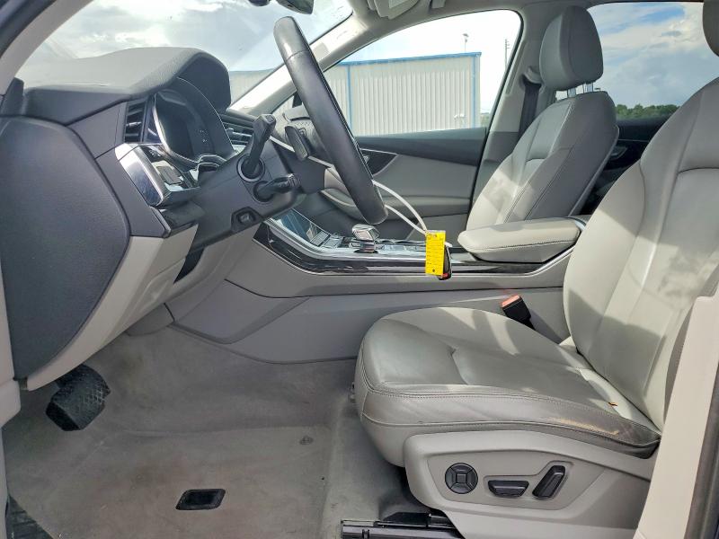 Photo 7 from auction – 2022 AUDI Q7 with VIN WA1LXBF79ND006740