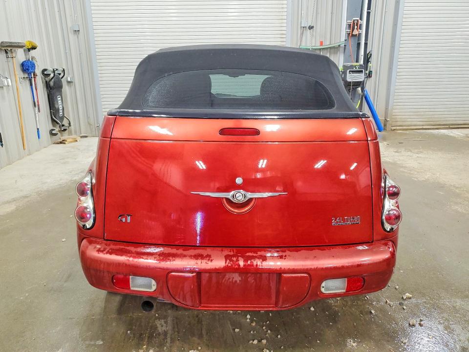 Photo 6 from auction – 2005 CHRYSLER PT CRUISER with VIN 3C3AY75S65T296558