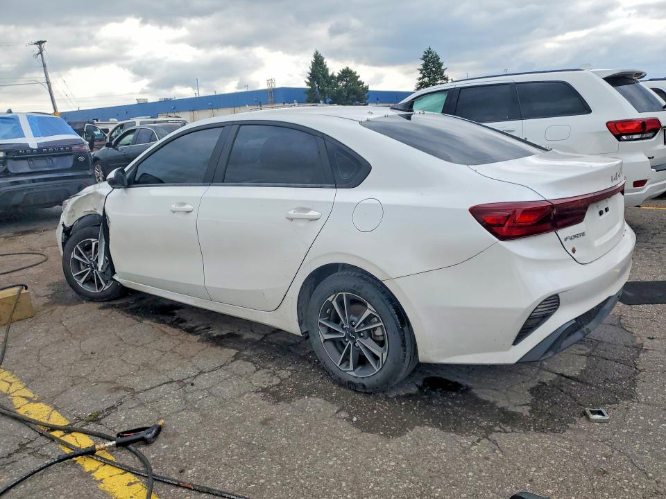 Снимка 2 от търг – 2024 KIA FORTE с VIN 3KPF24ADXRE821530