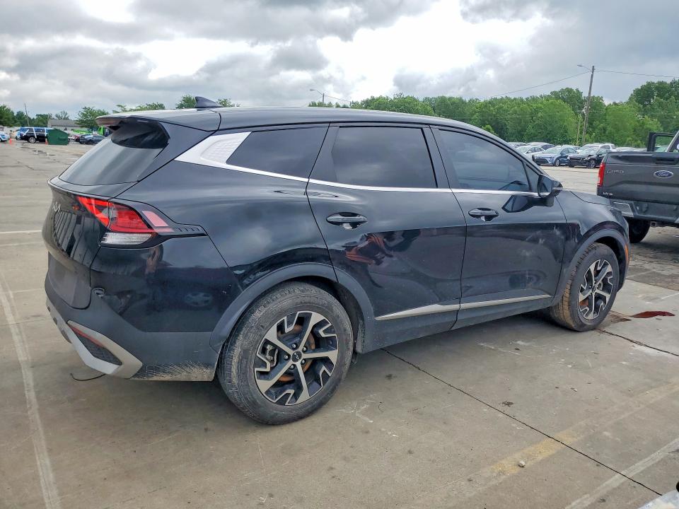 Photo 3 from auction – 2023 KIA SPORTAGE with VIN 5XYK33AF0PG129039