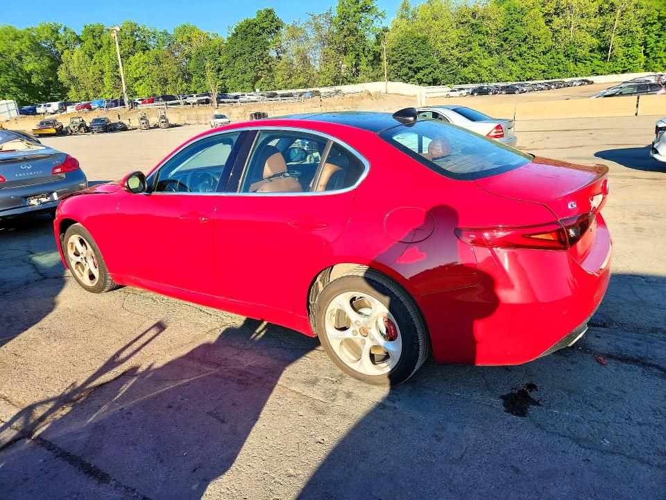 Photo 2 from auction – 2019 ALFA ROMEO GIULIA with VIN ZARFANAN7K7601579