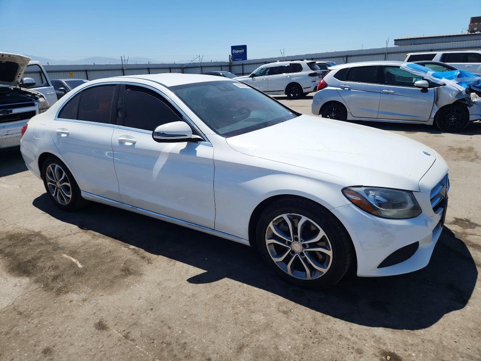 Photo 4 from auction – 2016 MERCEDES-BENZ C with VIN 55SWF4JB5GU151846