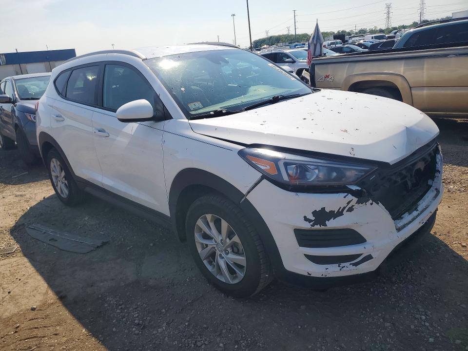 Photo 4 from auction – 2019 HYUNDAI TUCSON with VIN KM8J3CA42KU876476