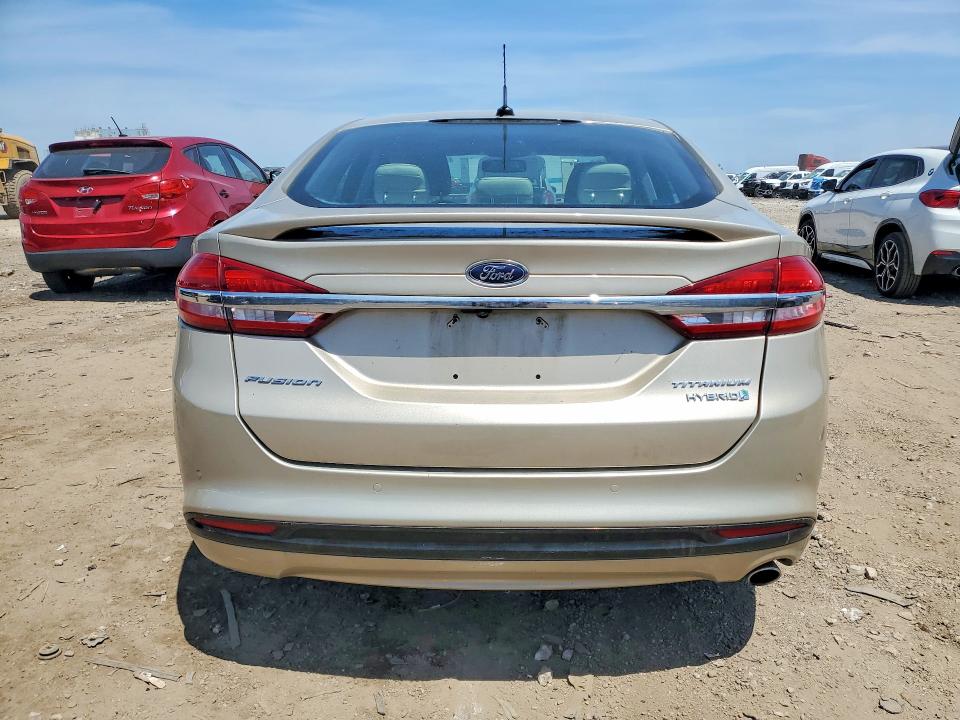 Photo 6 from auction – 2017 FORD FUSION with VIN 3FA6P0RU2HR267606