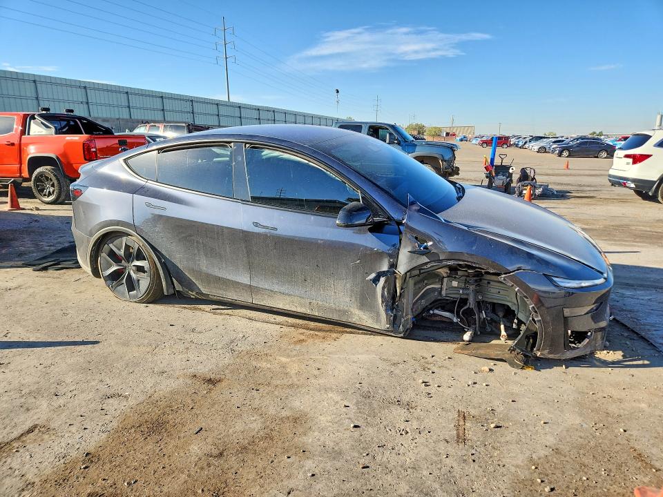 Photo 4 from auction – 2026 TESLA MODEL Y with VIN 7SAYGDET2TA670048