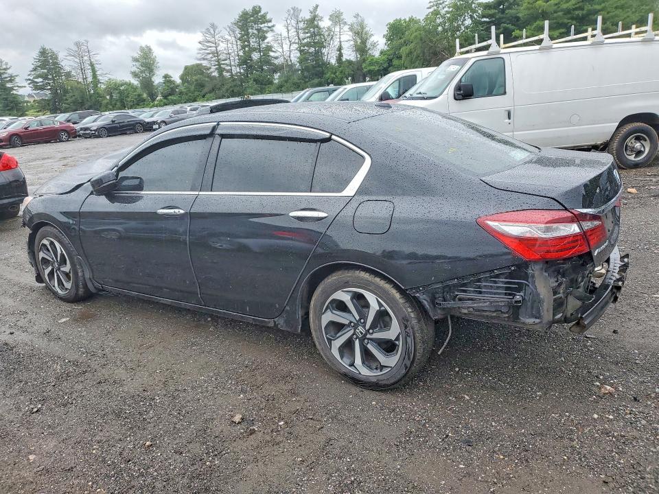 Photo 2 from auction – 2016 HONDA ACCORD with VIN 1HGCR2F80GA076996