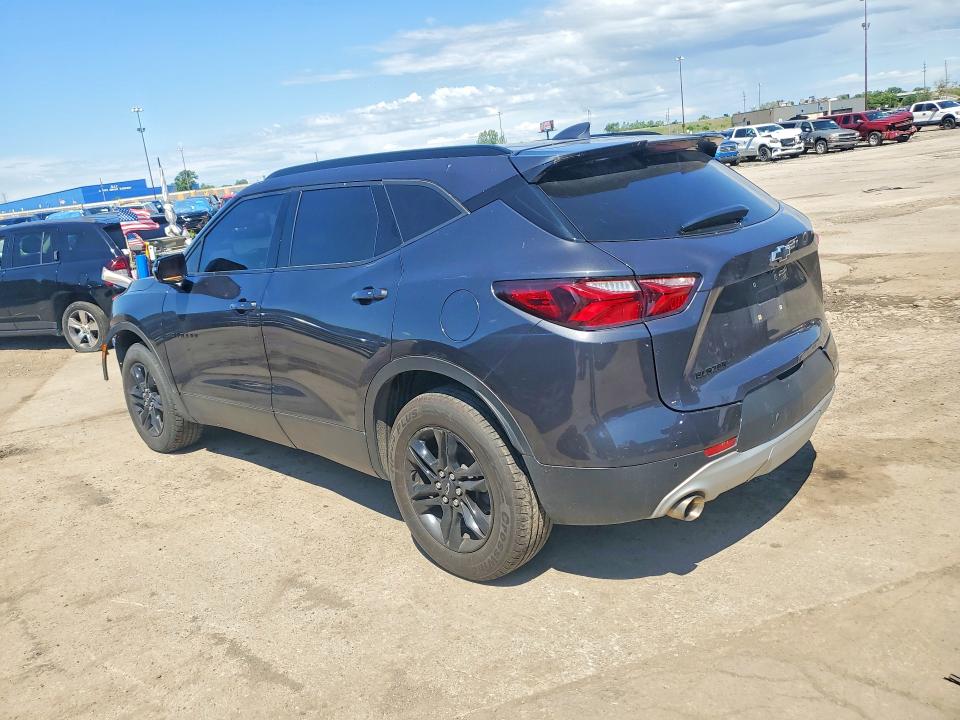Photo 2 from auction – 2021 CHEVROLET BLAZER with VIN 3GNKBCR42MS553989