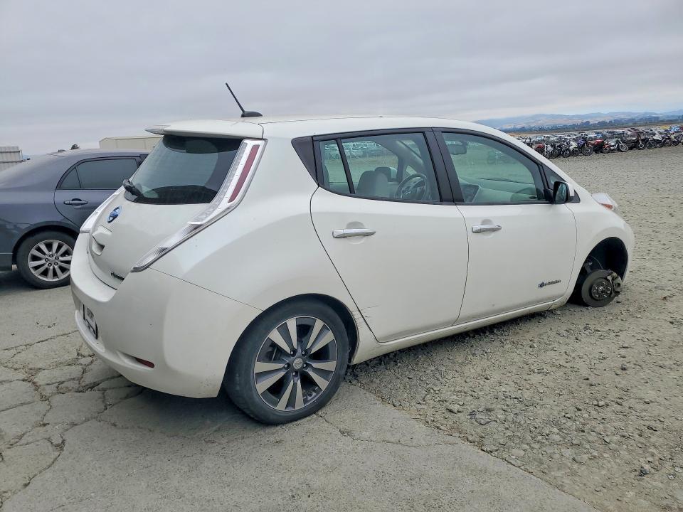 Photo 3 from auction – 2015 NISSAN LEAF with VIN 1N4AZ0CP4FC317005