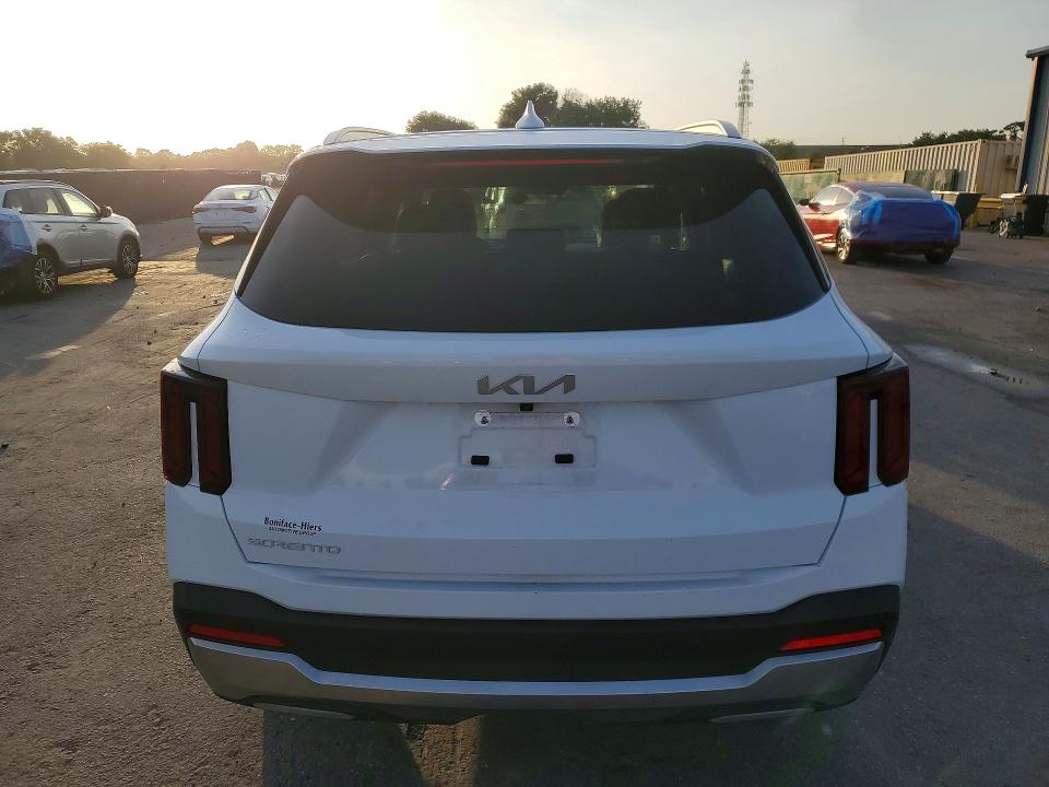 Photo 6 from auction – 2025 KIA SORENTO with VIN 5XYRL4JC3SG347995