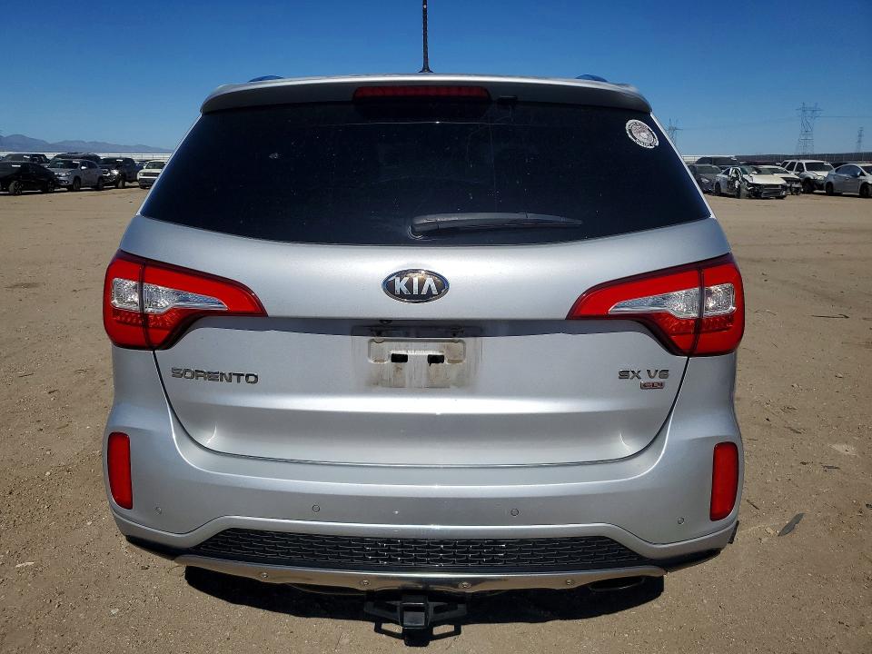 Photo 6 from auction – 2014 KIA SORENTO with VIN 5XYKWDA79EG446708