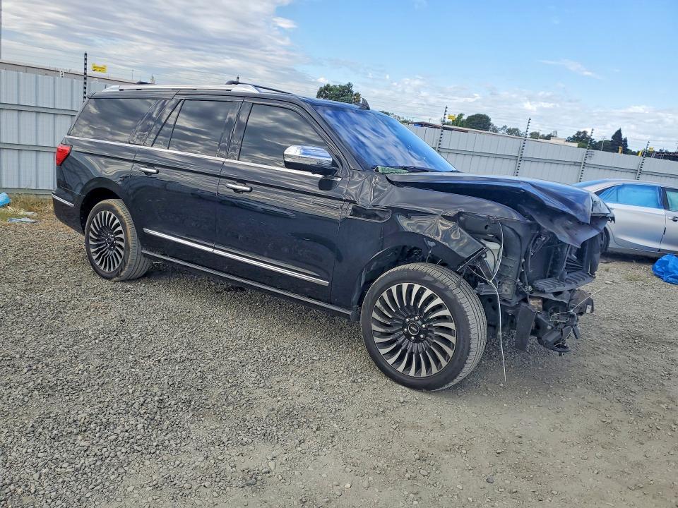 Photo 4 from auction – 2019 LINCOLN NAVIGATOR with VIN 5LMJJ3TT2KEL17706