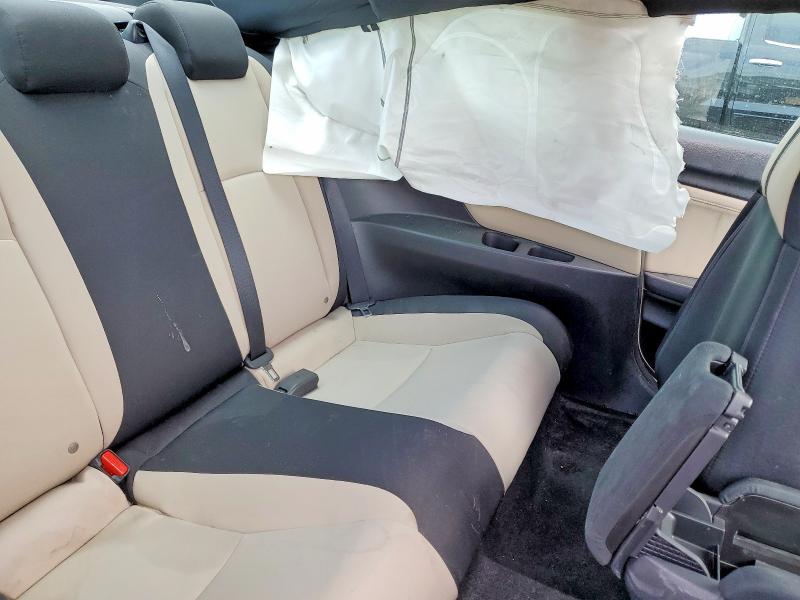 Photo 10 from auction – 2016 HONDA CIVIC with VIN 2HGFC3B39GH362359