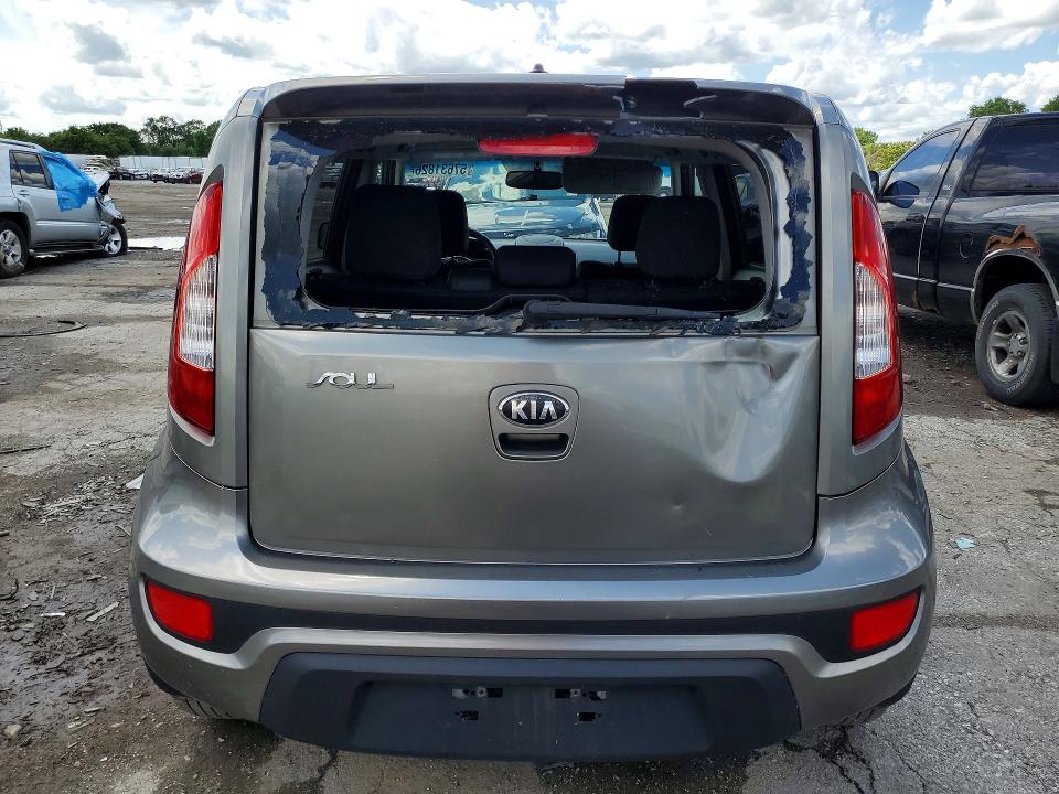 Photo 6 from auction – 2013 KIA SOUL with VIN KNDJT2A52D7624011