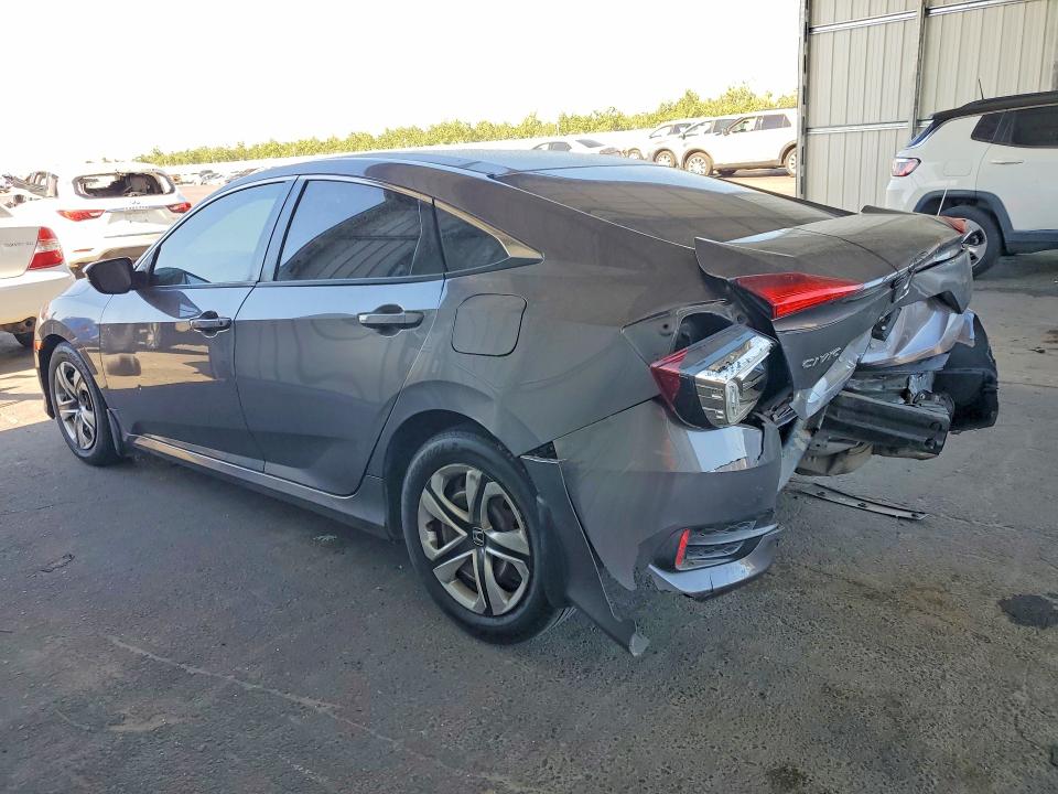 Photo 2 from auction – 2018 HONDA CIVIC with VIN 19XFC2F58JE200780