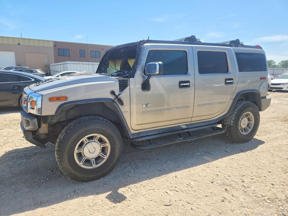 HUMMER H2 2004 with VIN 5GRGN23U44H107830 - Photo from auction