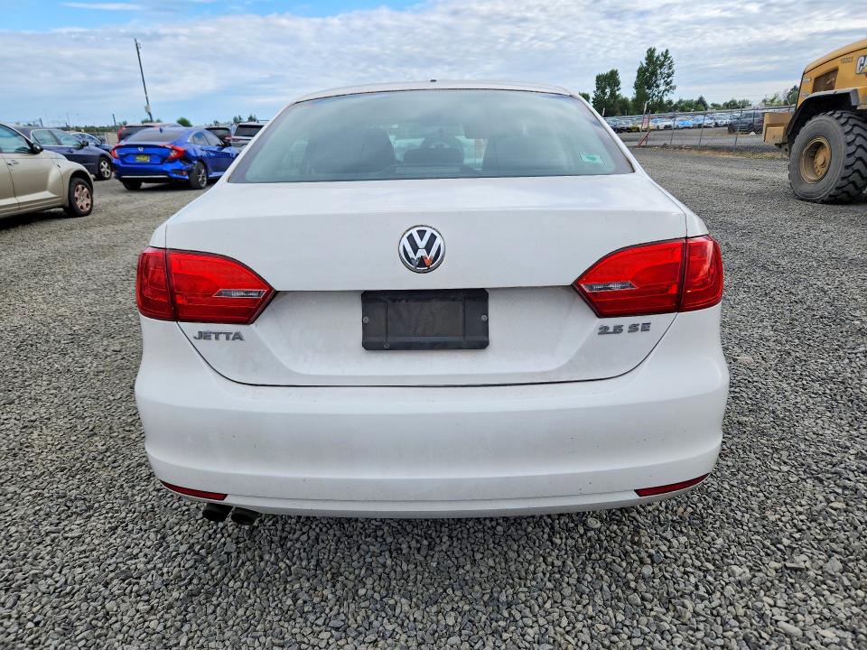 Photo 6 from auction – 2011 VOLKSWAGEN JETTA with VIN 3VWDZ7AJ8BM375154