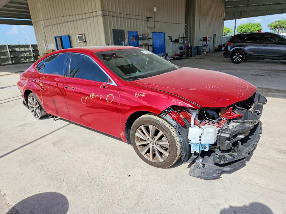 Photo 4 from auction – 2021 LEXUS ES 350 with VIN 58ACZ1B16MU096735