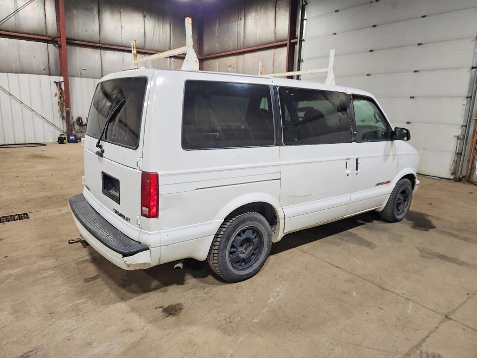 Photo 3 from auction – 2001 CHEVROLET ASTRO with VIN 1GNEL19W41B126899