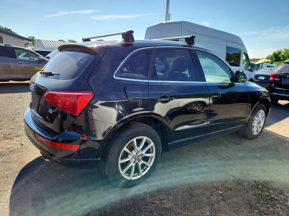 Photo 3 from auction – 2010 AUDI Q5 with VIN WA1CKAFP3AA077792