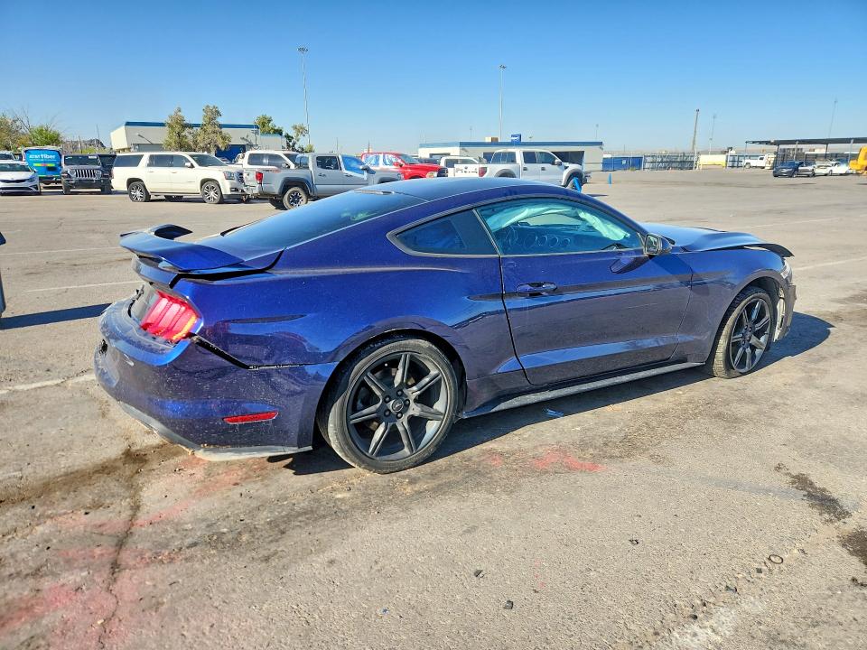 Photo 3 from auction – 2018 FORD MUSTANG with VIN 1FA6P8TH5J5135748