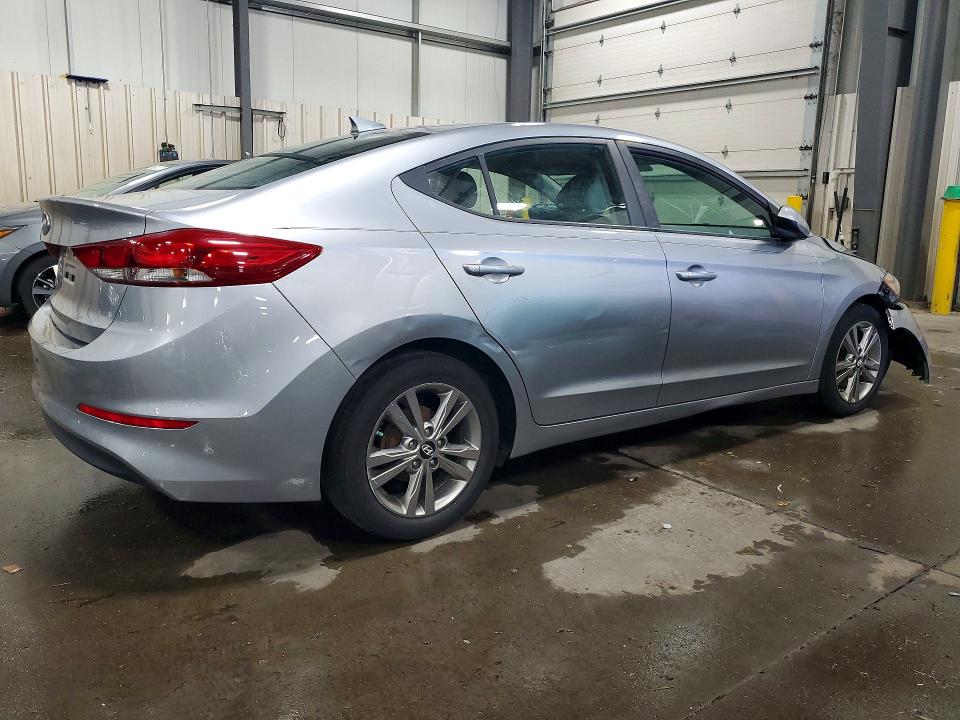 Photo 3 from auction – 2017 HYUNDAI ELANTRA with VIN 5NPD84LF3HH049810