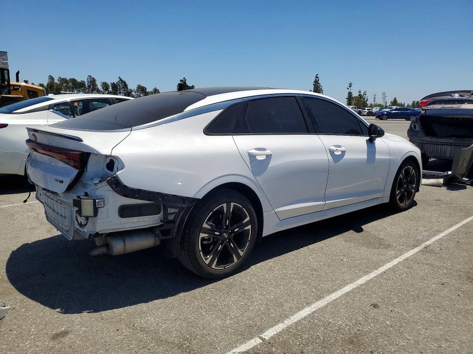 Photo 3 from auction – 2021 KIA K5 with VIN 5XXG64J24MG065121