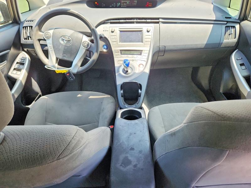 Photo 8 from auction – 2015 TOYOTA PRIUS with VIN JTDKN3DUXF1984236