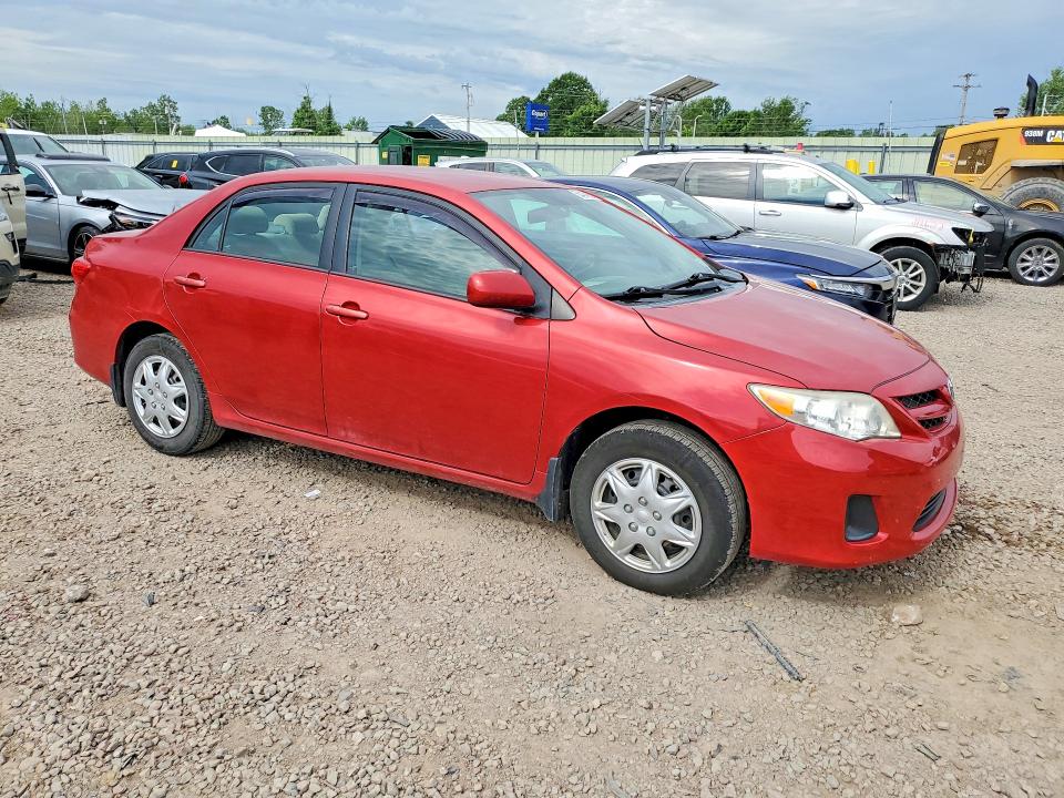 Photo 4 from auction – 2011 TOYOTA COROLLA with VIN 2T1BU4EE3BC672037