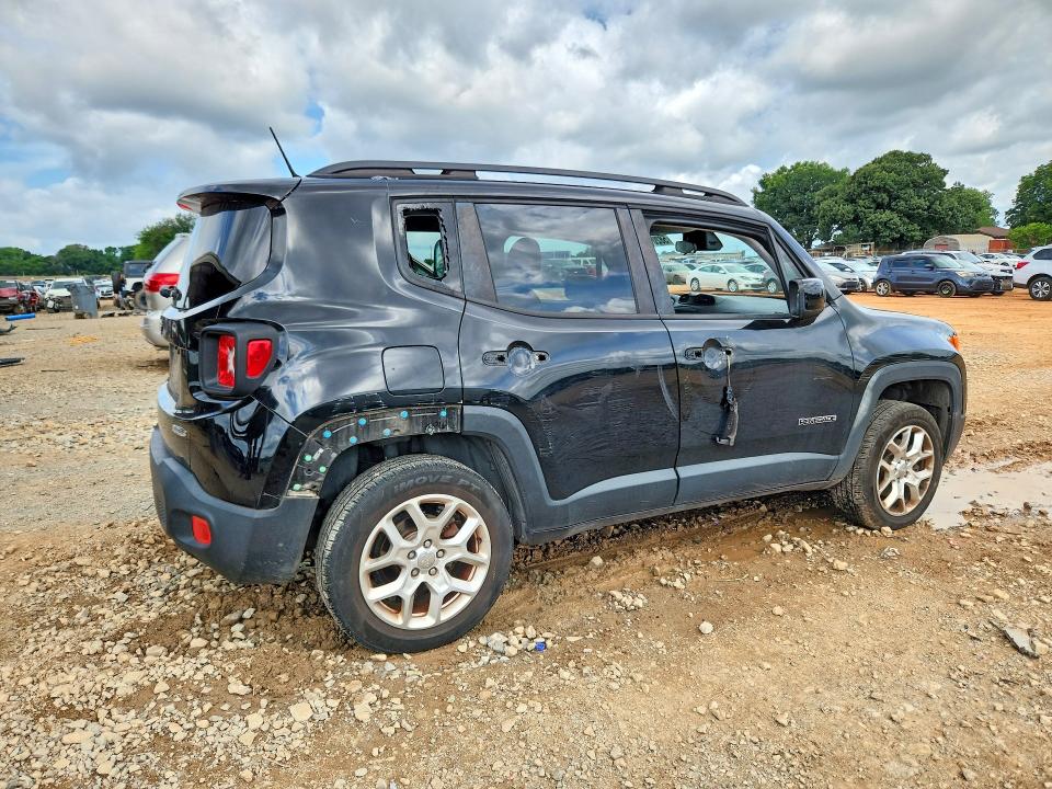 Photo 3 from auction – 2017 JEEP RENEGADE with VIN ZACCJBBB2HPG62060