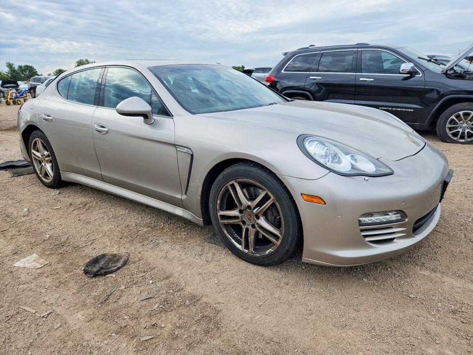 Photo 4 from auction – 2013 PORSCHE PANAMERA with VIN WP0AA2A74DL017381