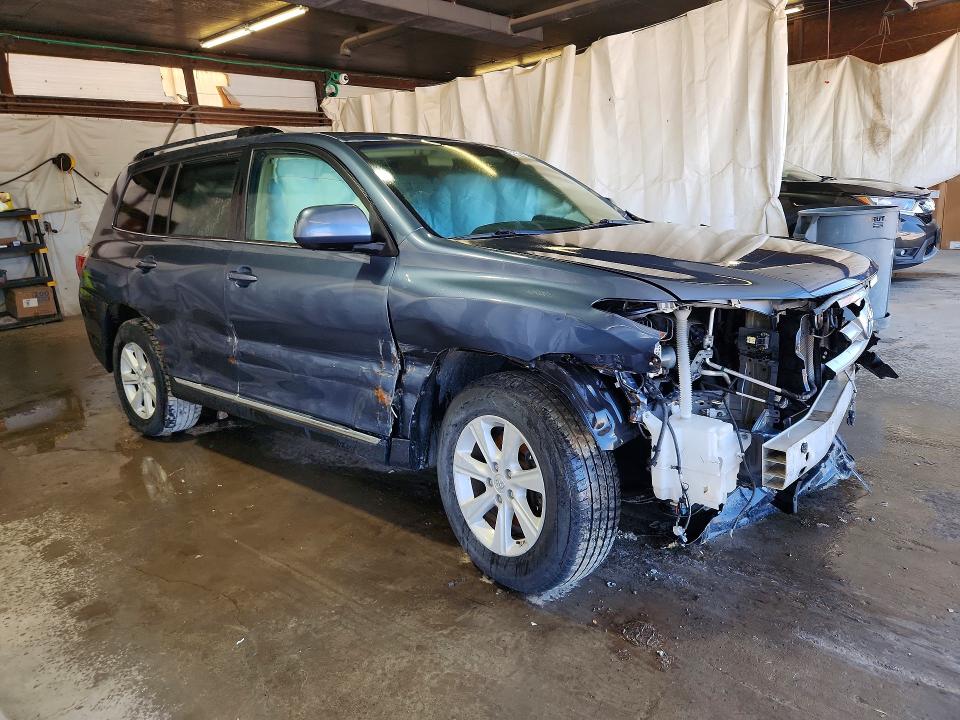 Photo 4 from auction – 2013 TOYOTA HIGHLANDER with VIN 5TDBK3EH2DS270577