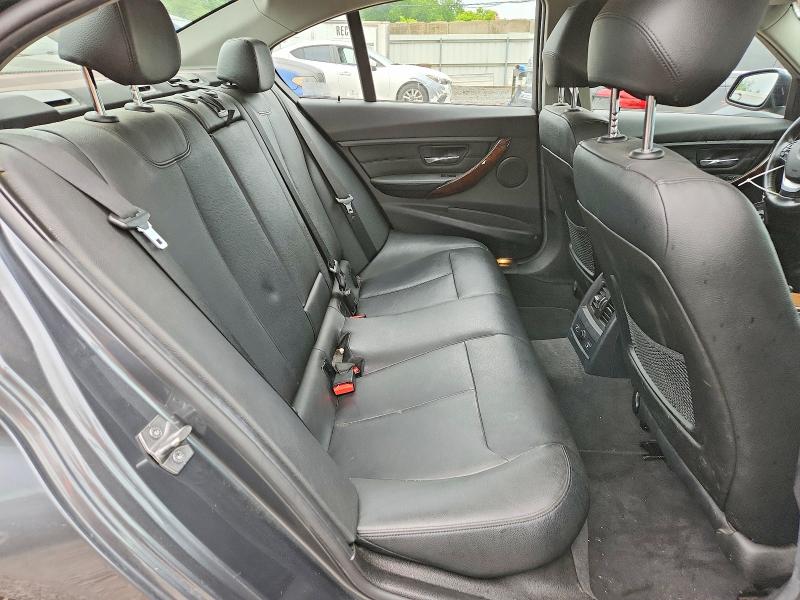 Photo 10 from auction – 2015 BMW 328 with VIN WBA3B5G57FNS15325