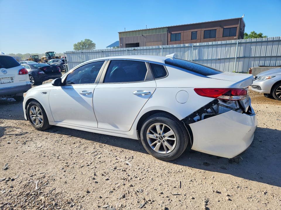 Photo 2 from auction – 2018 KIA OPTIMA with VIN 5XXGT4L31JG193472