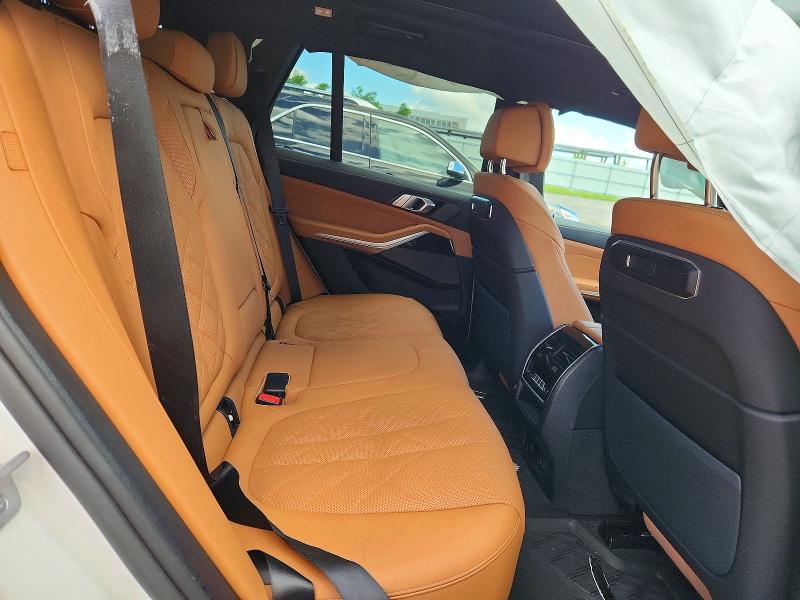 Photo 10 from auction – 2025 BMW X5 with VIN 5UX23EU09S9Z01047