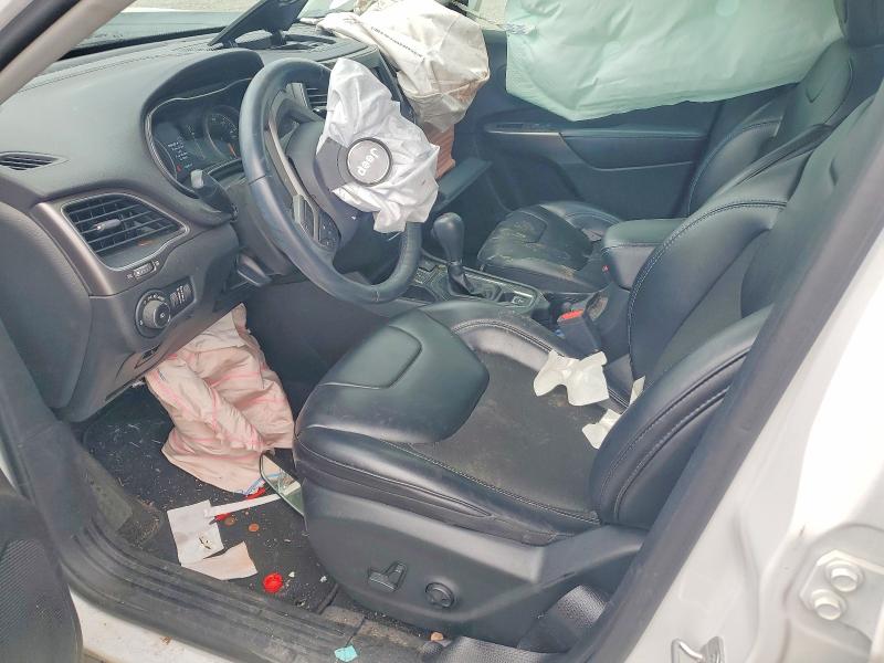 Photo 7 from auction – 2019 JEEP CHEROKEE with VIN 1C4PJLLB8KD301119