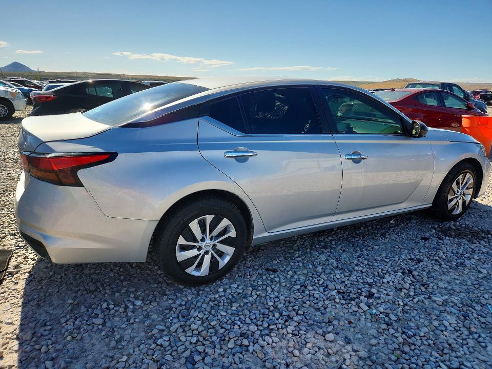 Photo 3 from auction – 2024 NISSAN ALTIMA with VIN 1N4BL4BV3RN374530