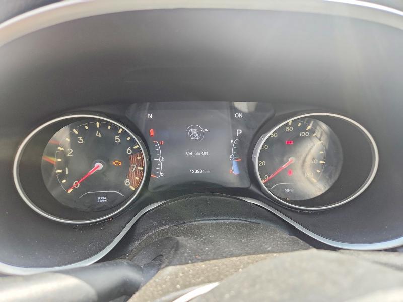 Photo 9 from auction – 2018 JEEP COMPASS with VIN 3C4NJCBB1JT102706