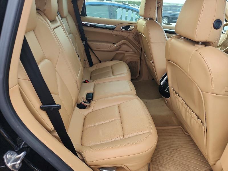 Photo 11 from auction – 2013 PORSCHE CAYENNE with VIN WP1AE2A27DLA15504