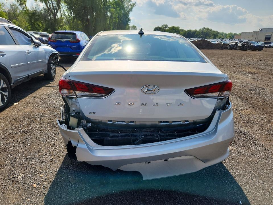 Photo 6 from auction – 2019 HYUNDAI SONATA with VIN 5NPE24AF4KH817052